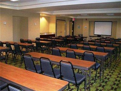 Express Yreka-shasta Area By Ihg 3*